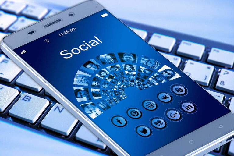 Rivoluziona la tua strategia social media: 5 trend da non perdere nel 2023